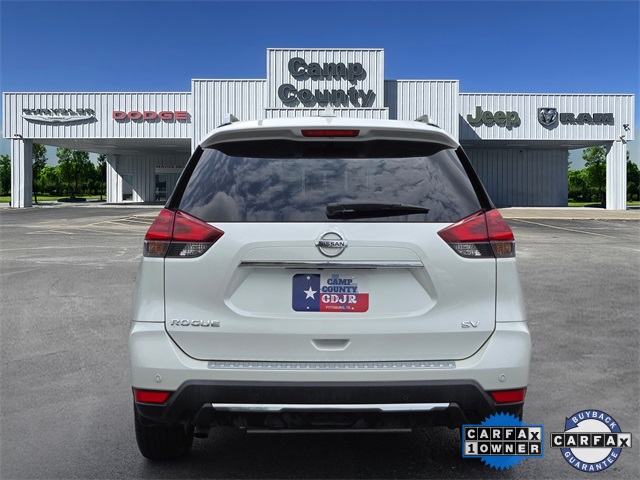 Vehicle image 5 of 33