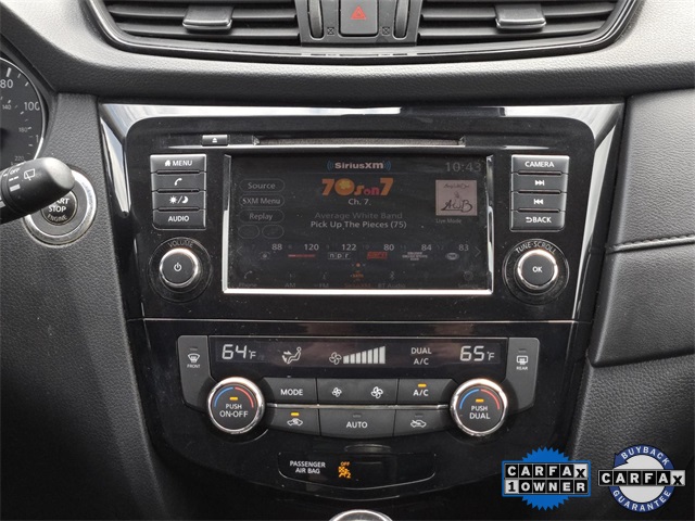 Vehicle image 13 of 33