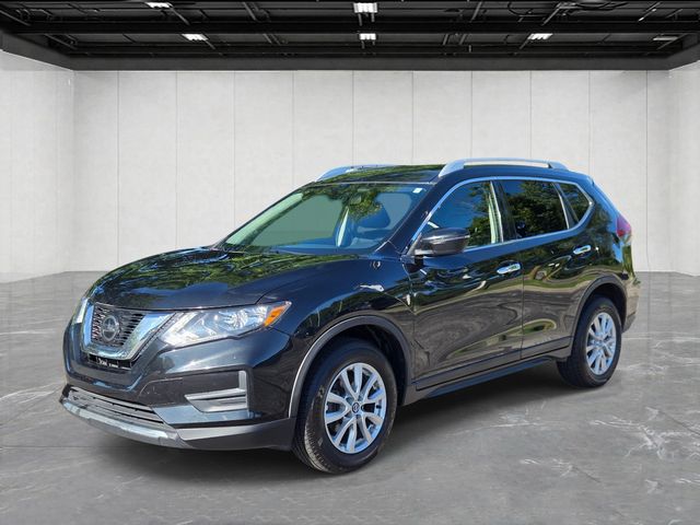 2020 Nissan Rogue SV Image 1 of 32