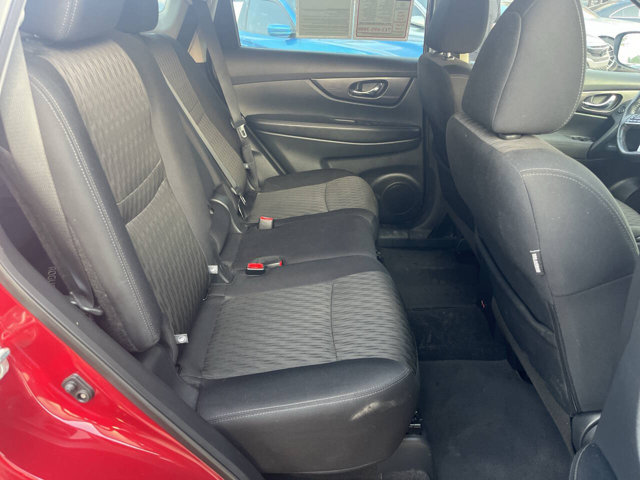Vehicle image 13 of 16