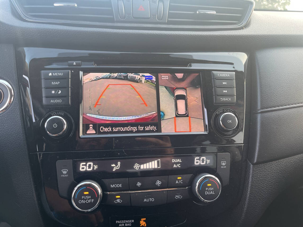 Vehicle image 15 of 16