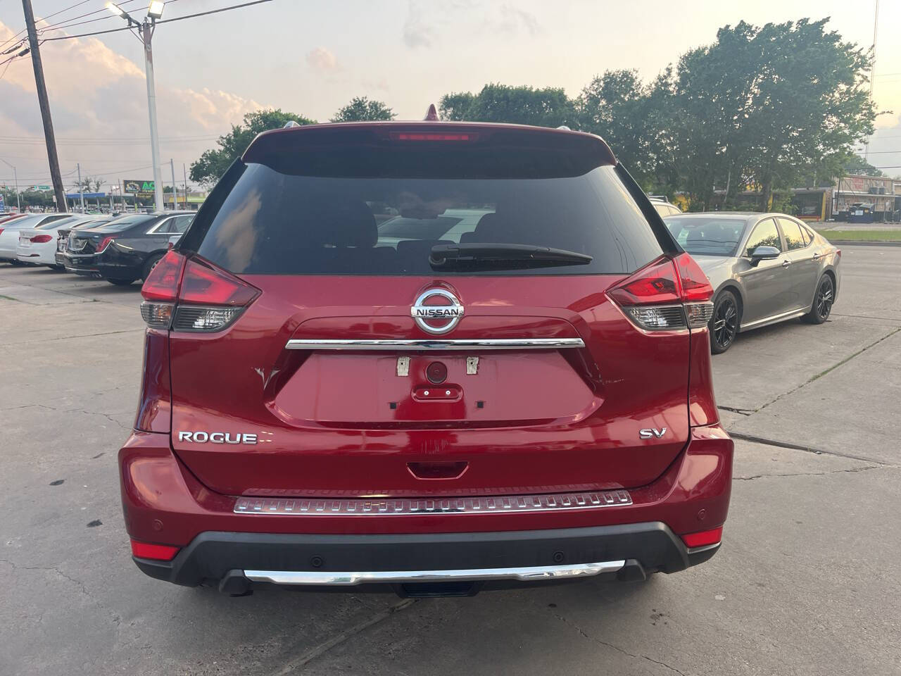Vehicle image 4 of 16