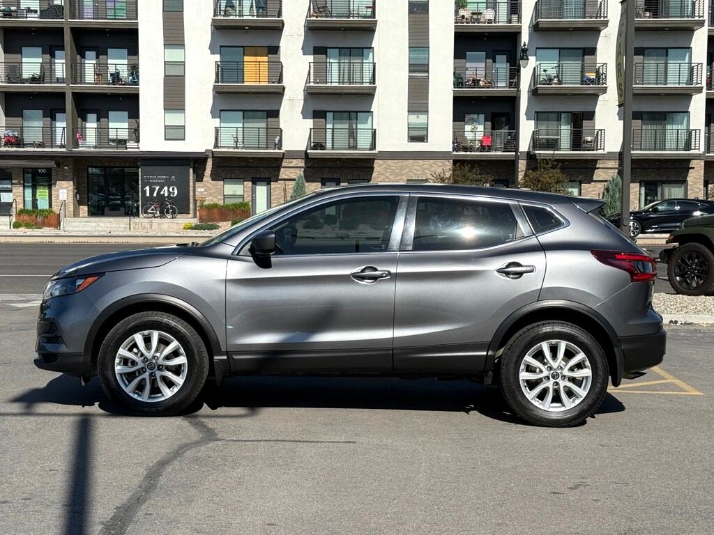 Vehicle image 7 of 22