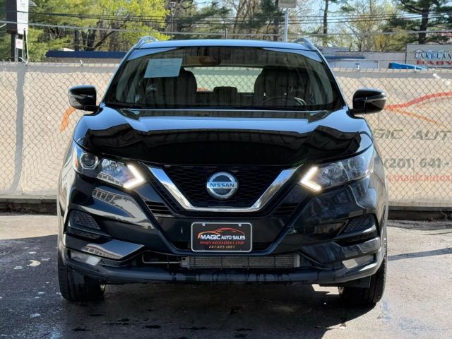 Vehicle image 4 of 50