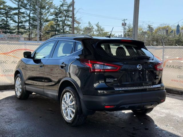 Vehicle image 11 of 50