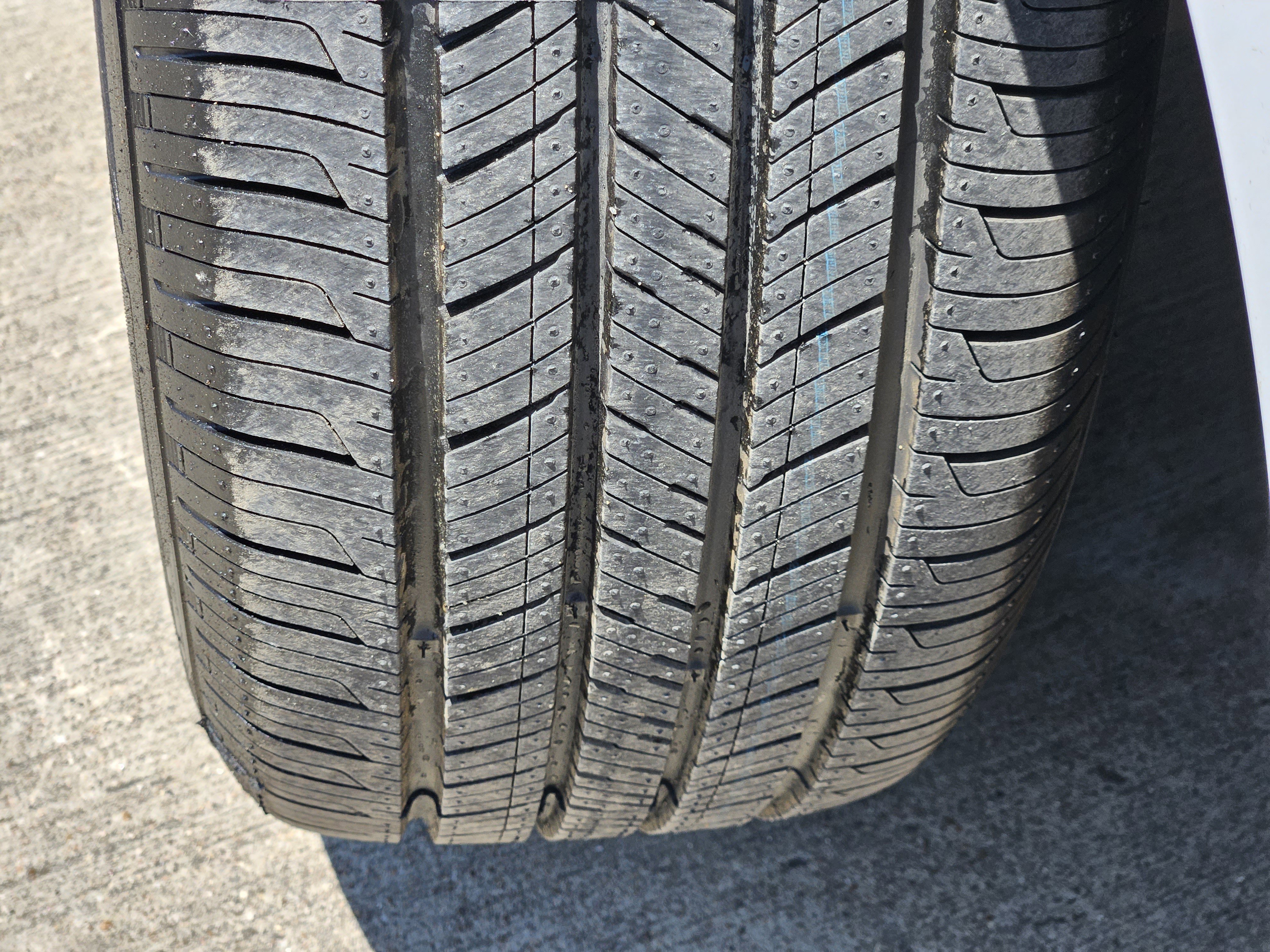 Vehicle image 9 of 23