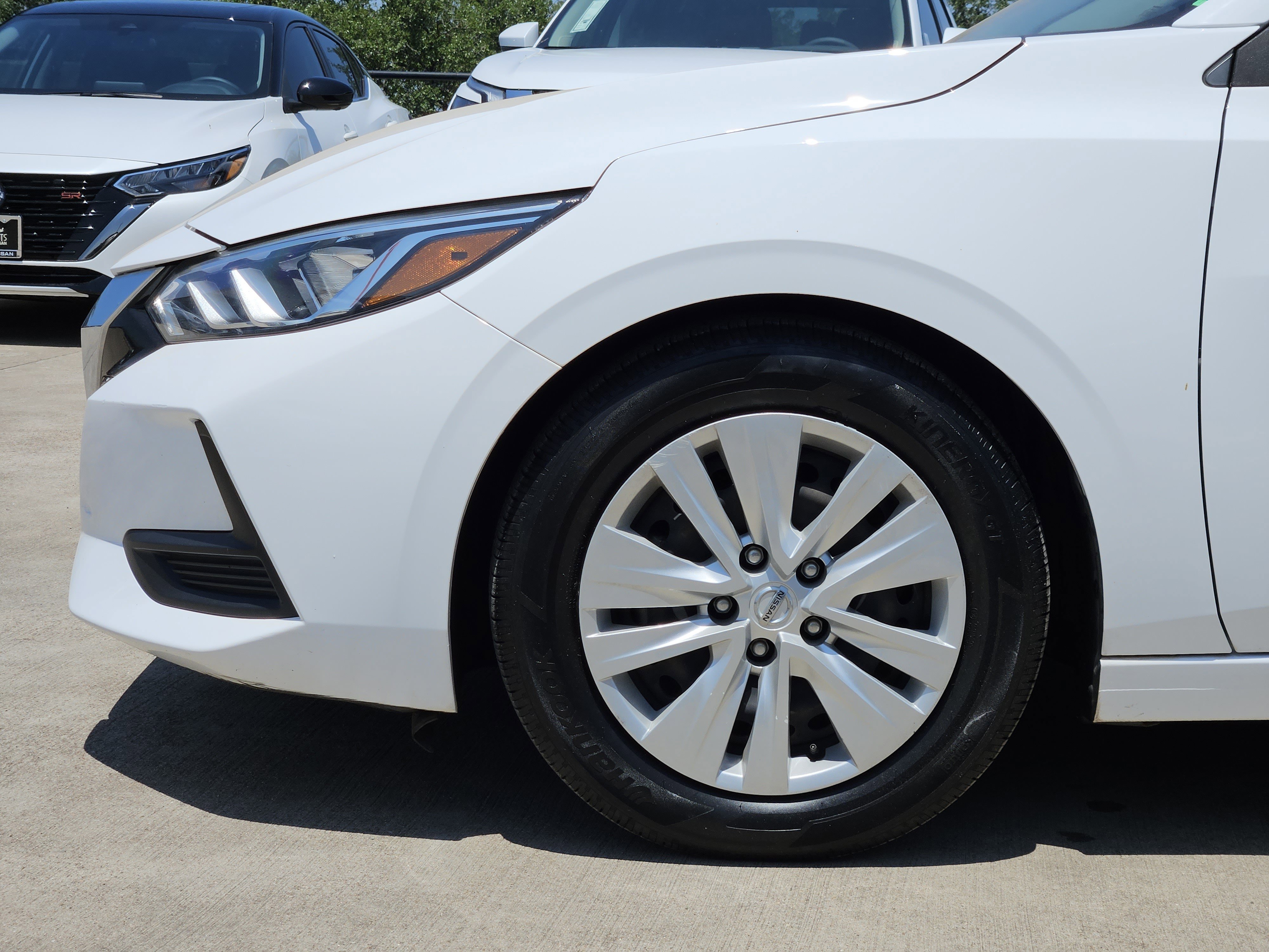 Vehicle image 7 of 23
