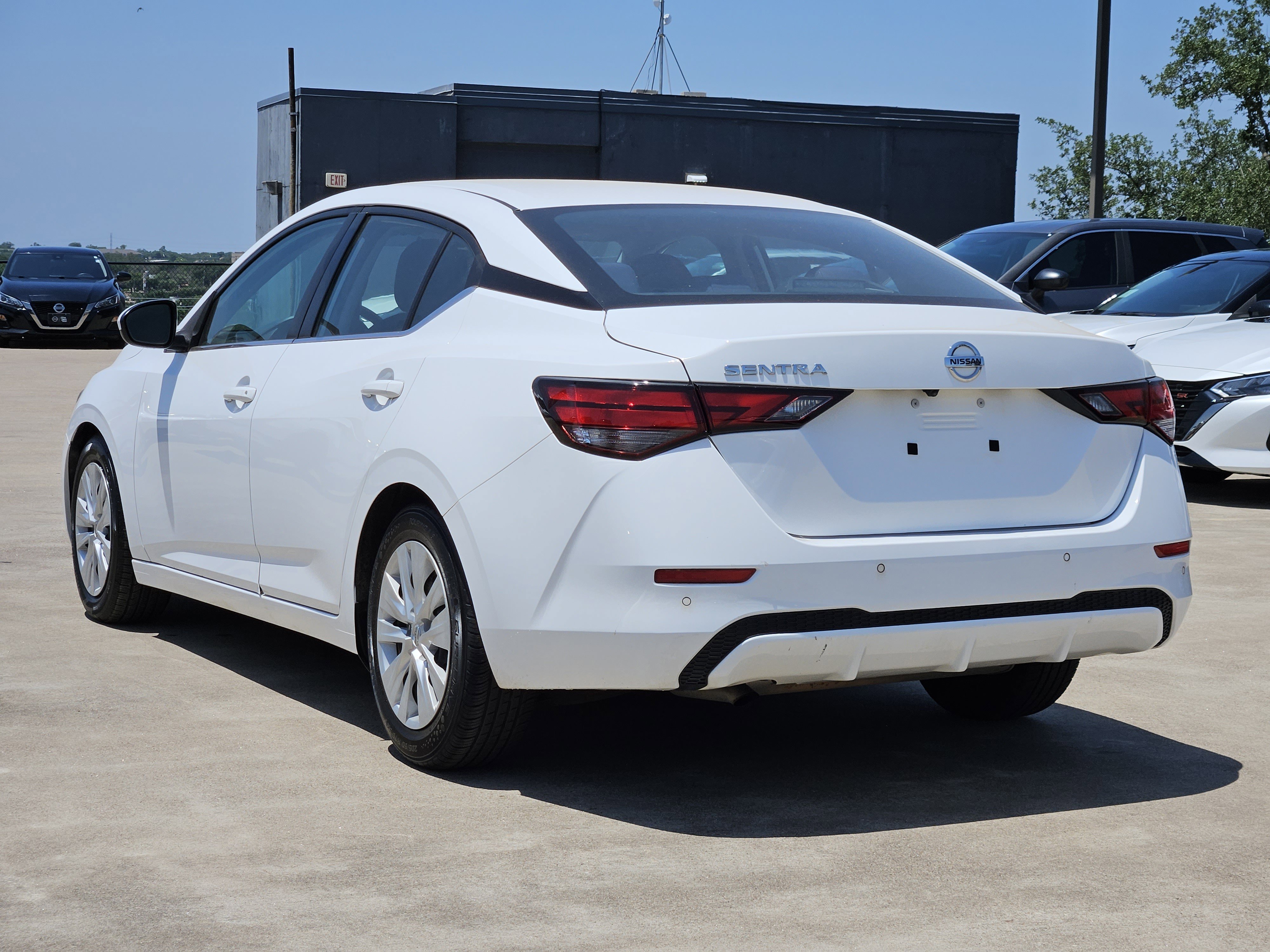 Vehicle image 5 of 23
