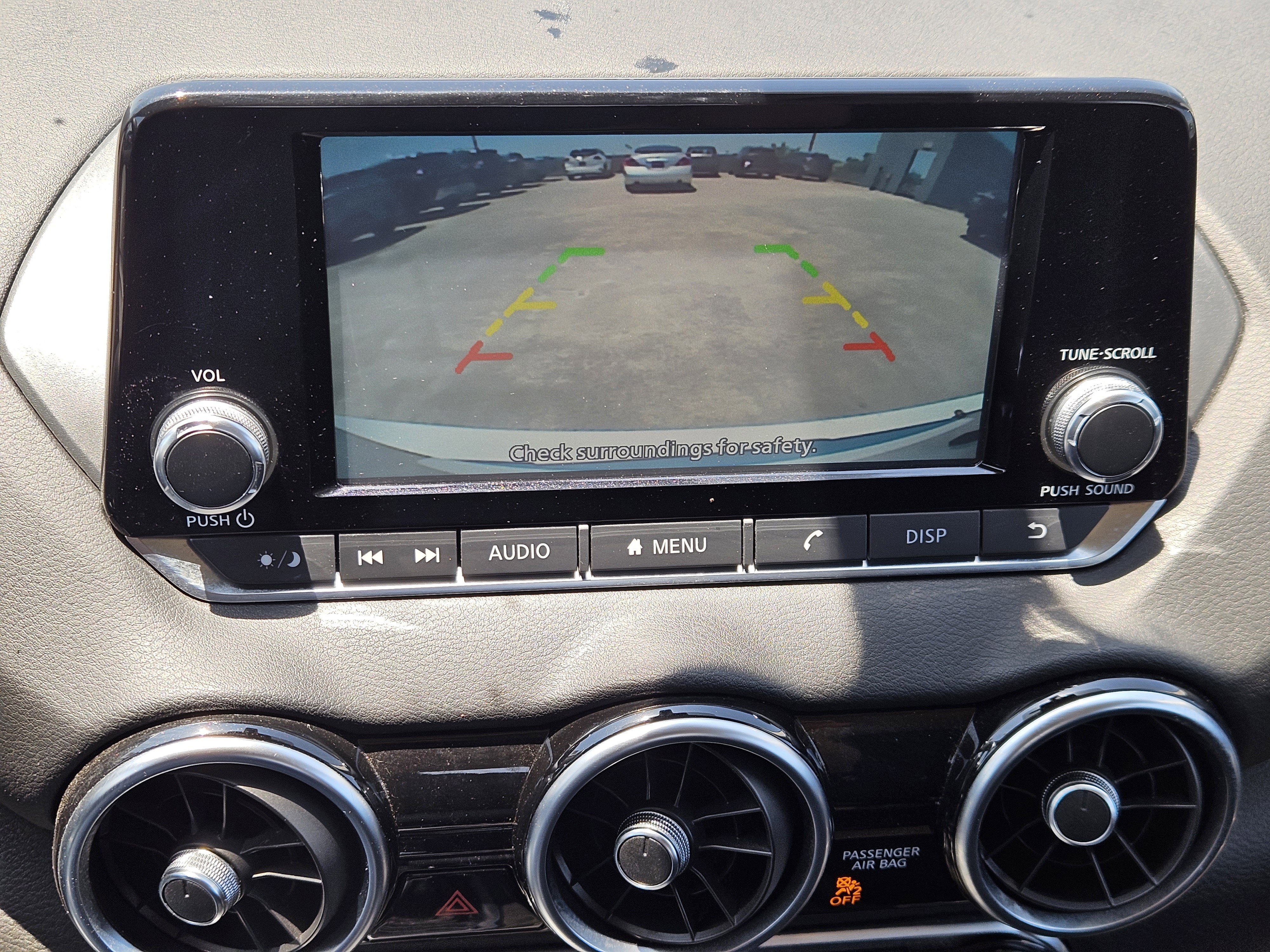 Vehicle image 14 of 23