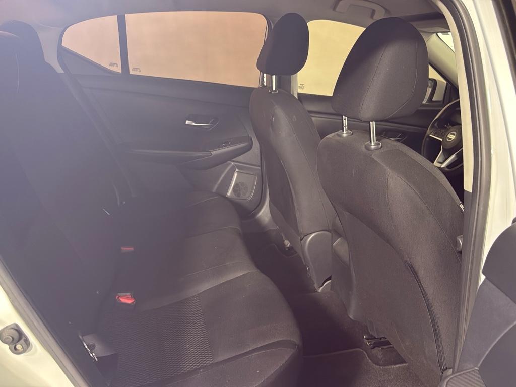 Vehicle image 15 of 30