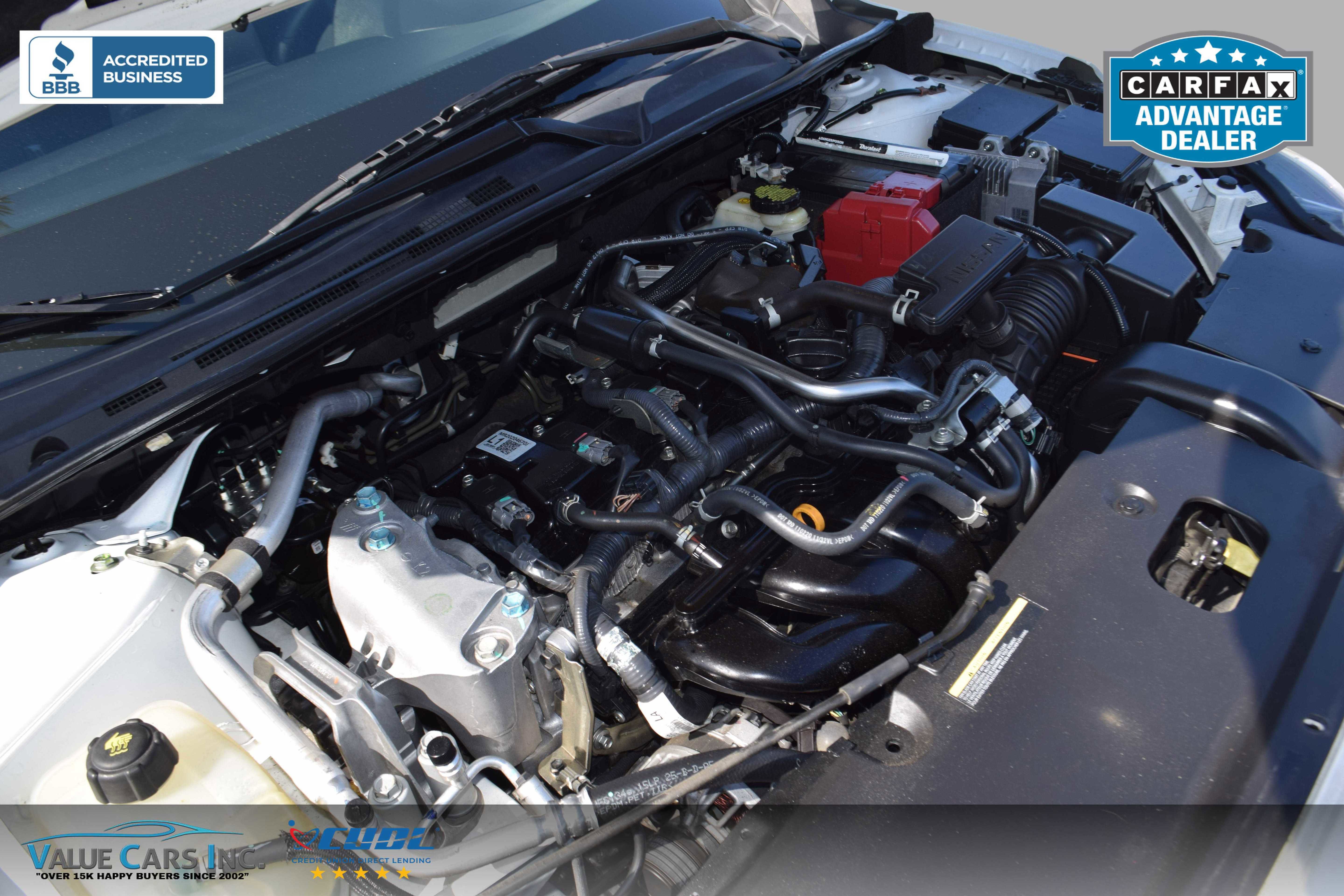 Vehicle image 23 of 25