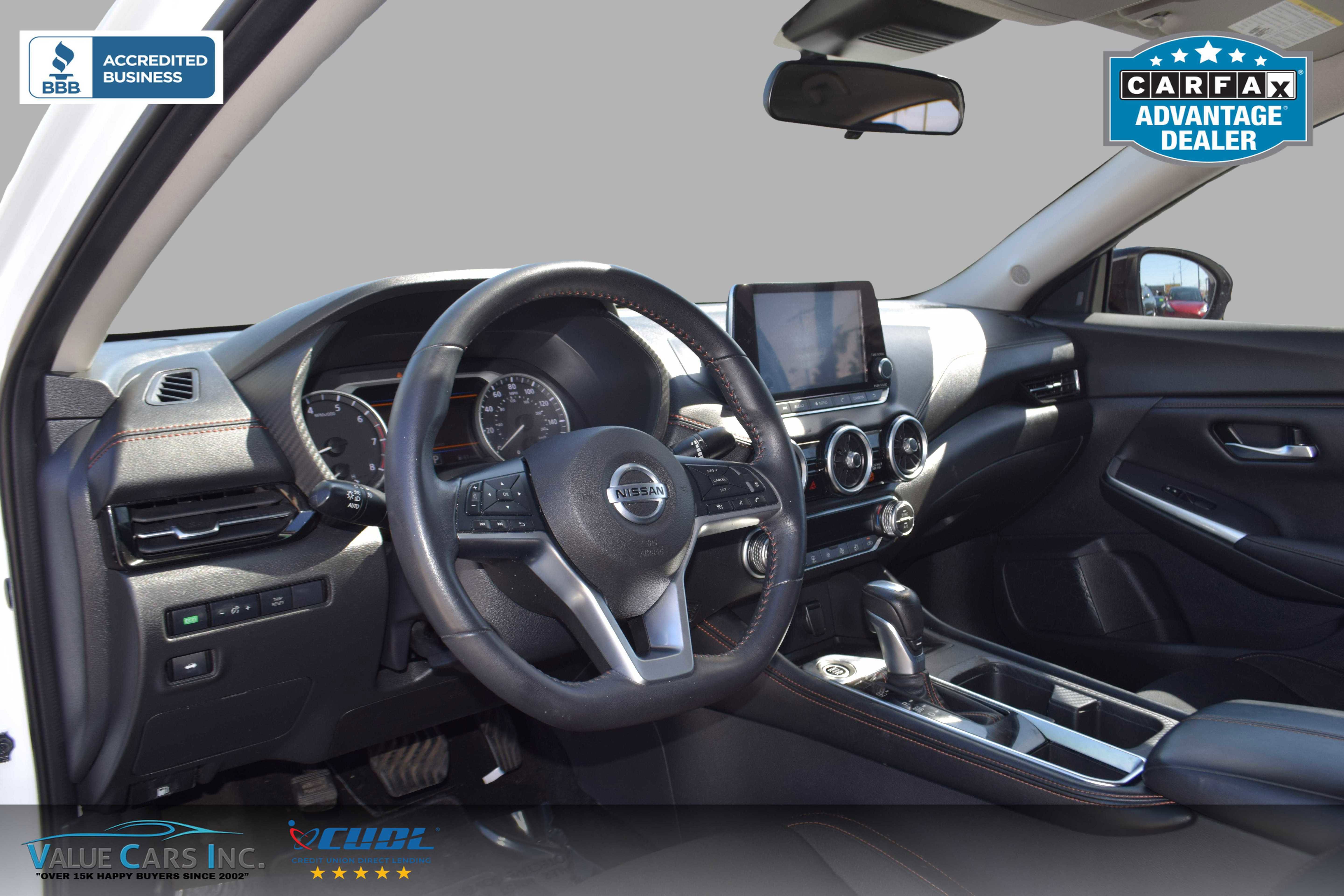 Vehicle image 15 of 25