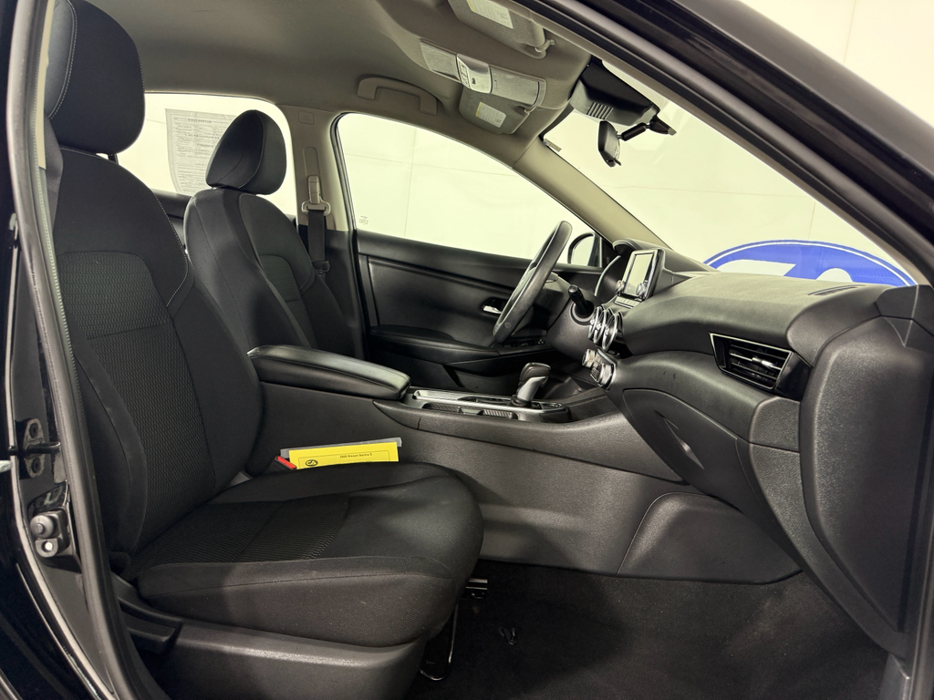 Vehicle image 14 of 26