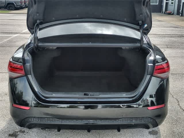 Vehicle image 34 of 36