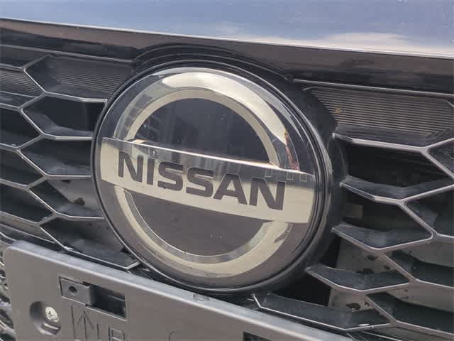 Vehicle image 12 of 36