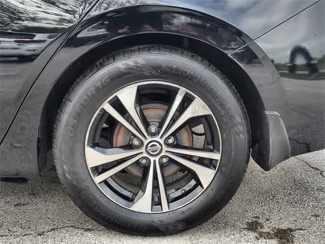 Vehicle image 14 of 36