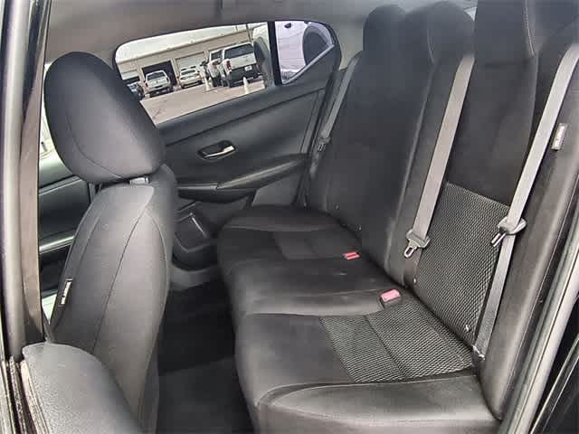Vehicle image 20 of 36