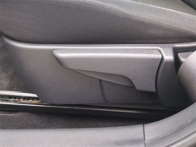 Vehicle image 18 of 36