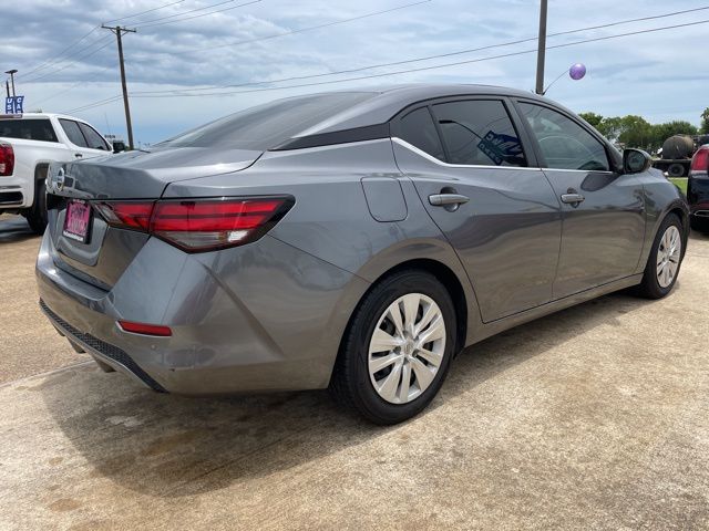 Vehicle image 5 of 22