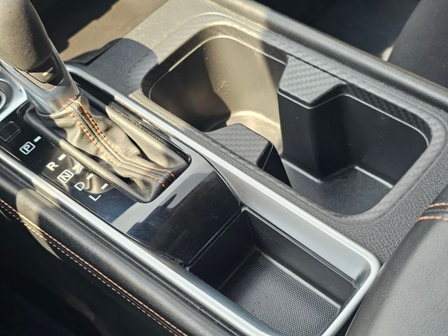 Vehicle image 36 of 38