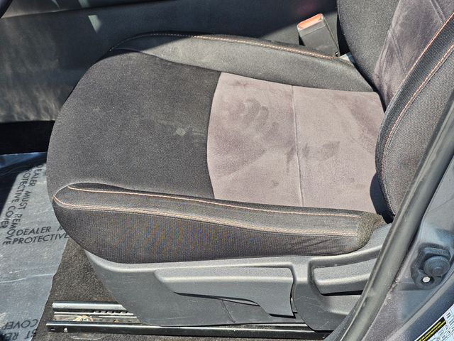 Vehicle image 19 of 38