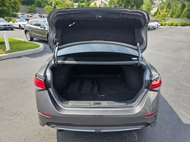 Vehicle image 12 of 38