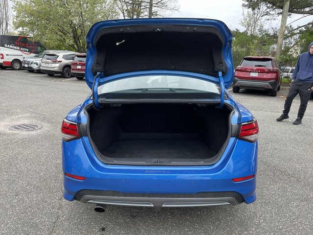 Vehicle image 29 of 31