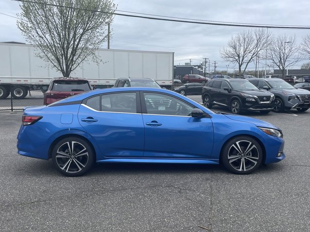 Vehicle image 5 of 31