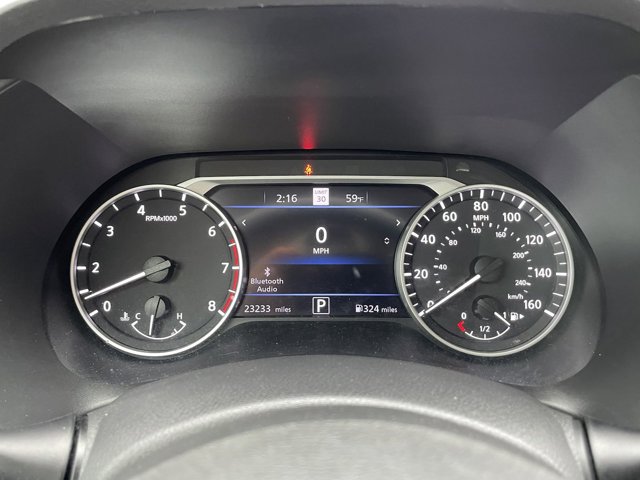 Vehicle image 15 of 31