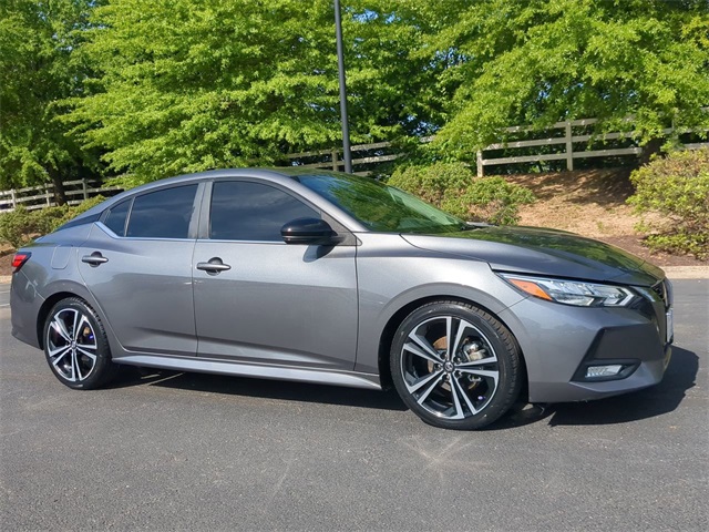 Vehicle image 8 of 24