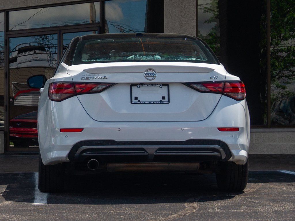 Vehicle image 6 of 30