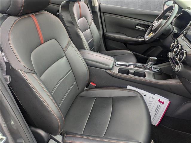 Vehicle image 20 of 24