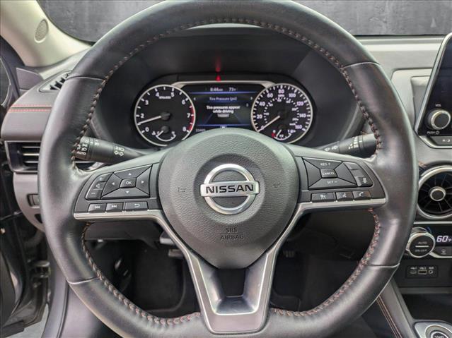 Vehicle image 14 of 24