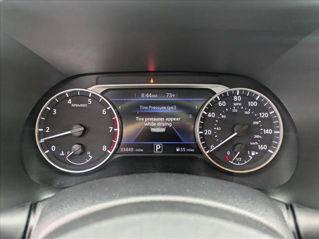 Vehicle image 10 of 24