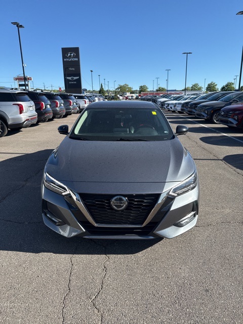 Vehicle image 2 of 20