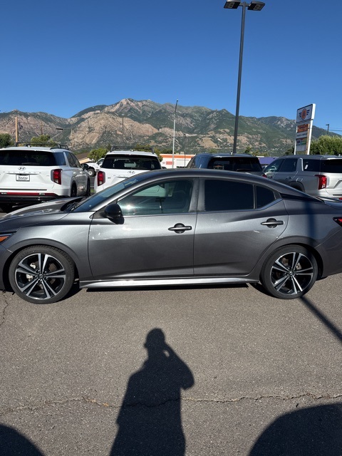 Vehicle image 8 of 20