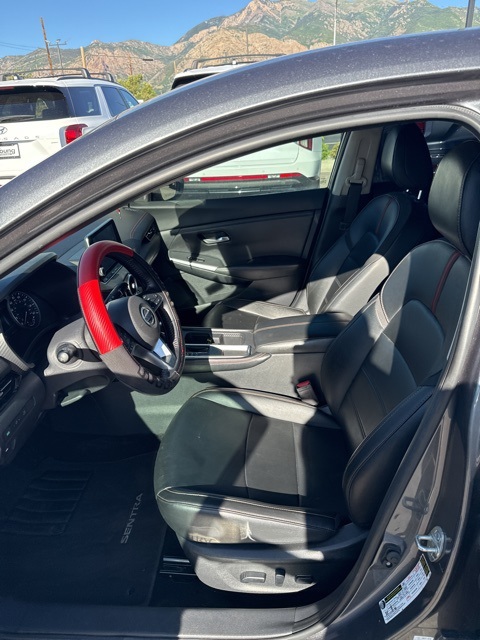 Vehicle image 12 of 20