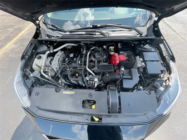 Vehicle image 29 of 42