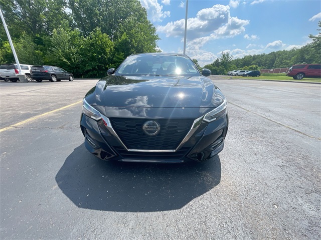 Vehicle image 3 of 42