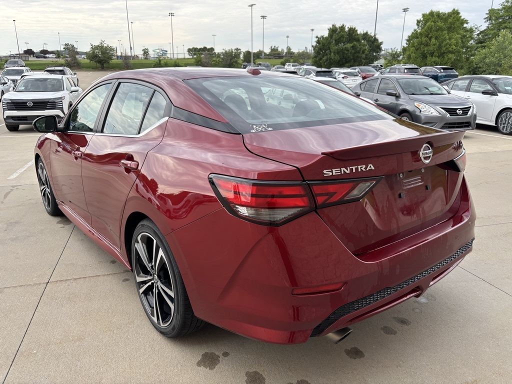 Vehicle image 6 of 27