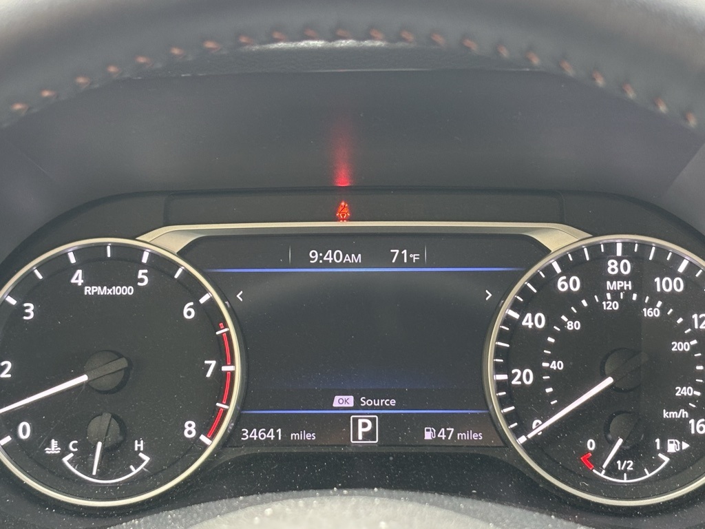 Vehicle image 16 of 27