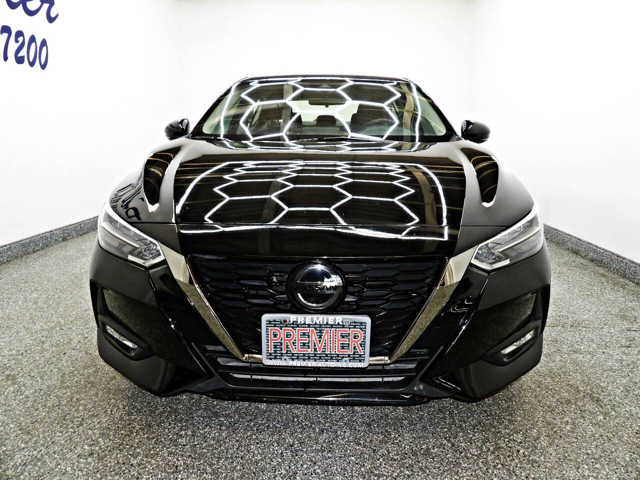Vehicle image 5 of 22