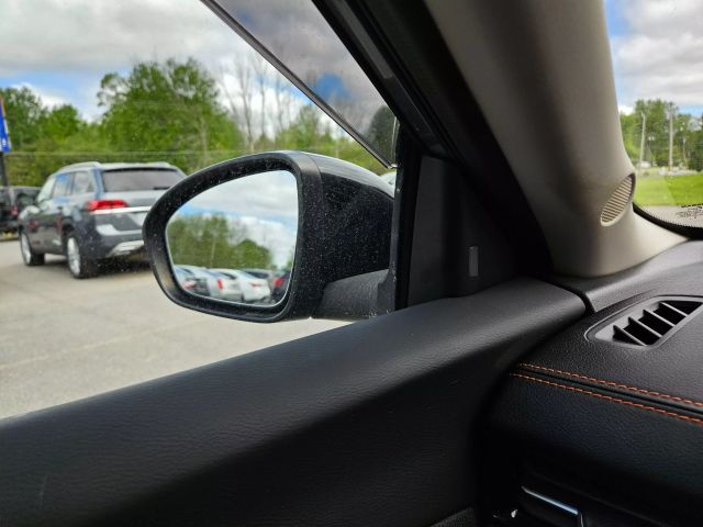 Vehicle image 57 of 62