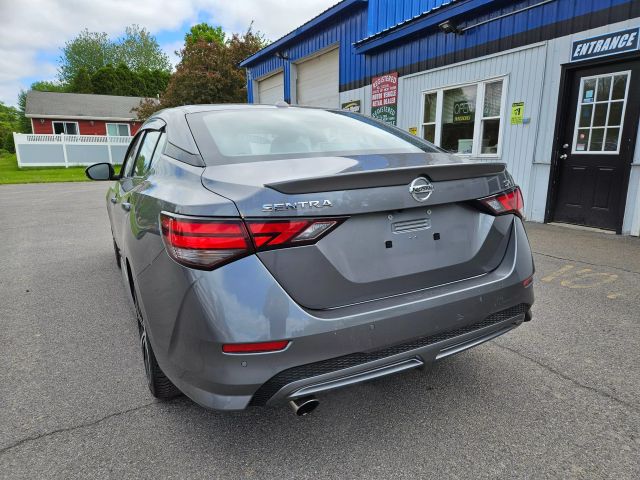 Vehicle image 17 of 62