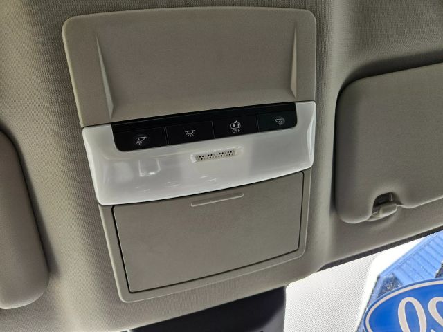 Vehicle image 50 of 62