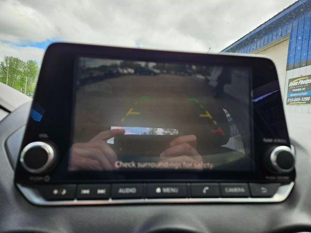 Vehicle image 44 of 62