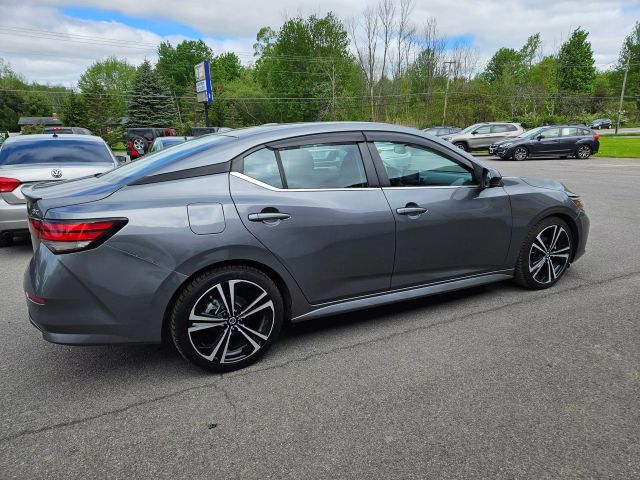 Vehicle image 9 of 62