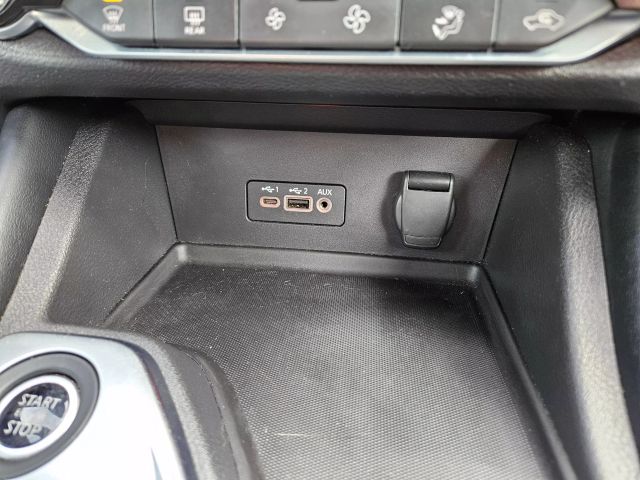 Vehicle image 45 of 62