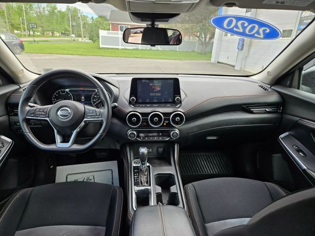 Vehicle image 35 of 62