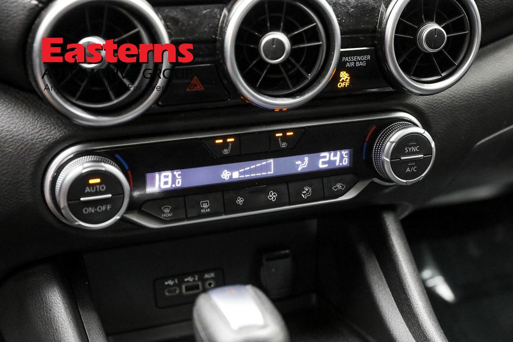 Vehicle image 49 of 62